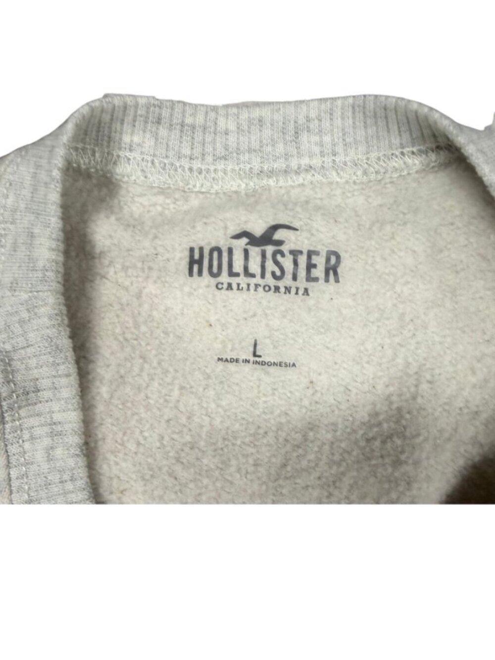 Hollister crew neck - Picture 3 of 4